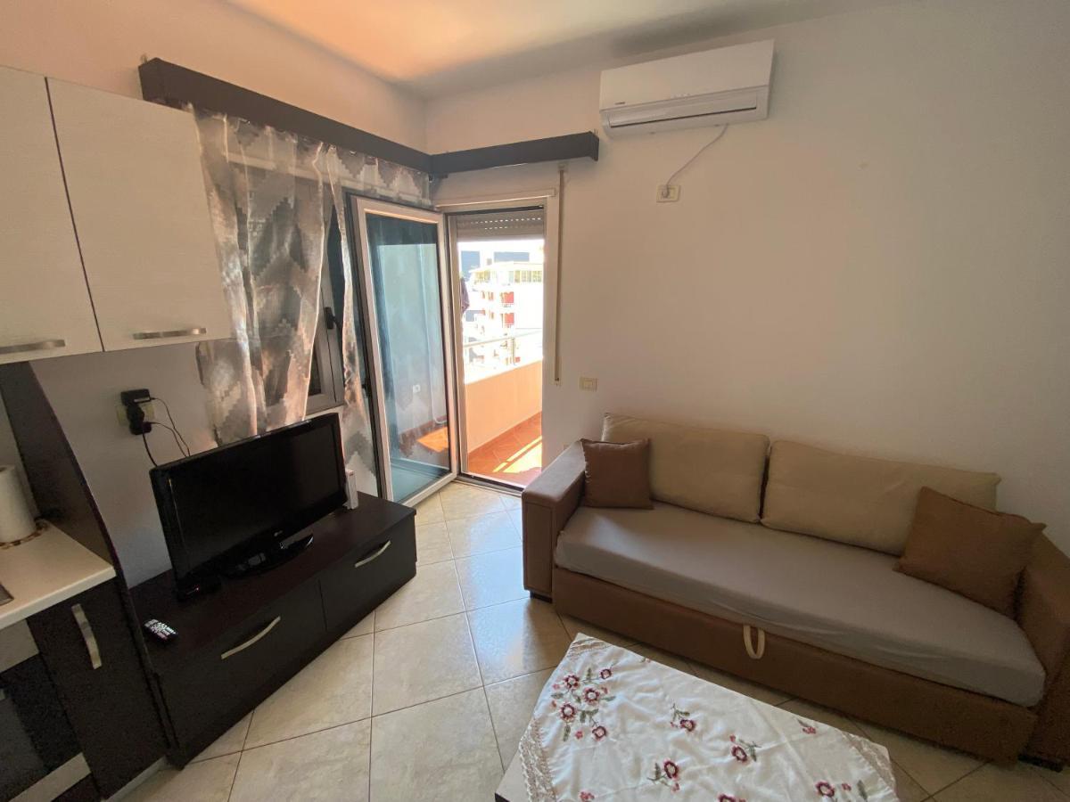 Gerald'S Central Apartments วญอเรอ ภายนอก รูปภาพ