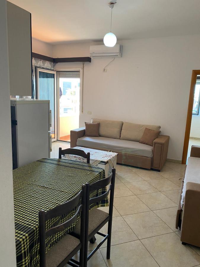 Gerald'S Central Apartments วญอเรอ ภายนอก รูปภาพ