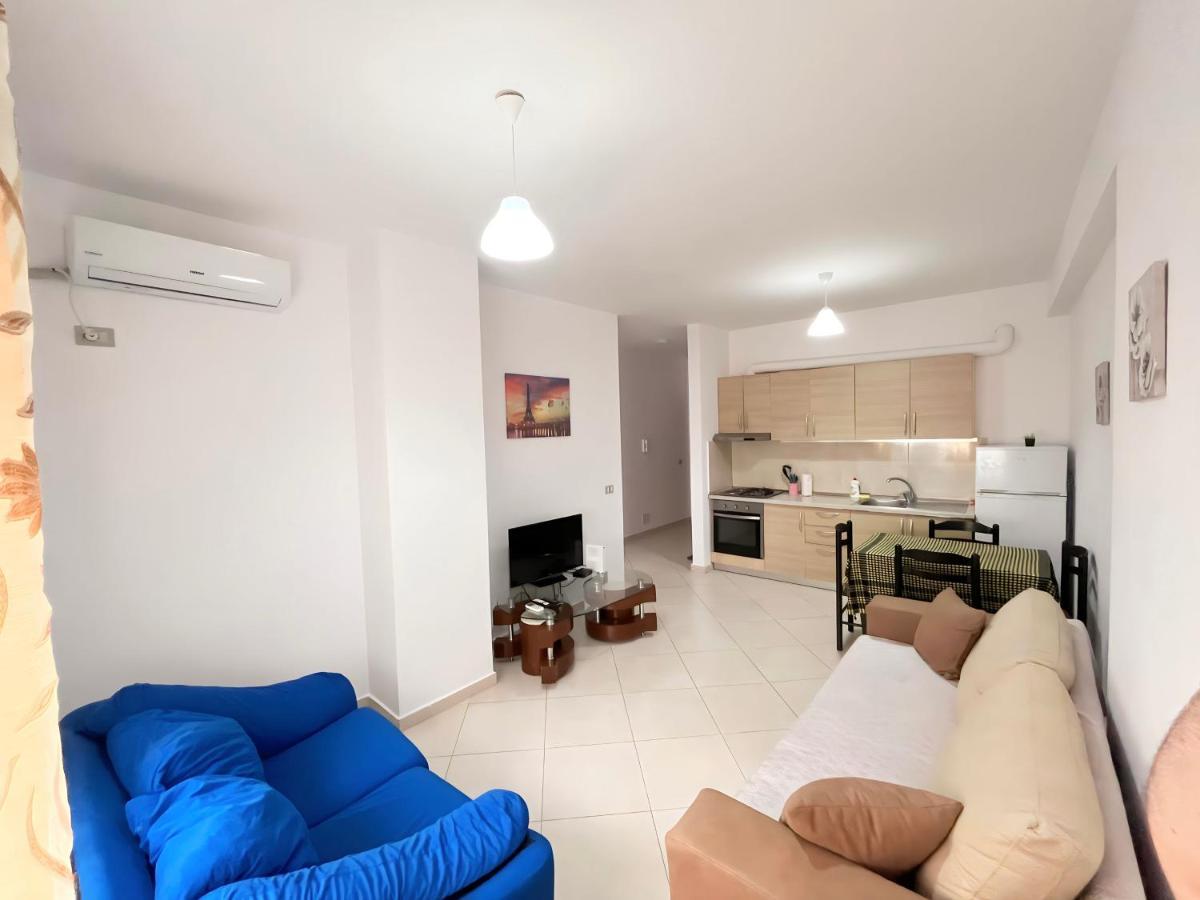 Gerald'S Central Apartments วญอเรอ ภายนอก รูปภาพ