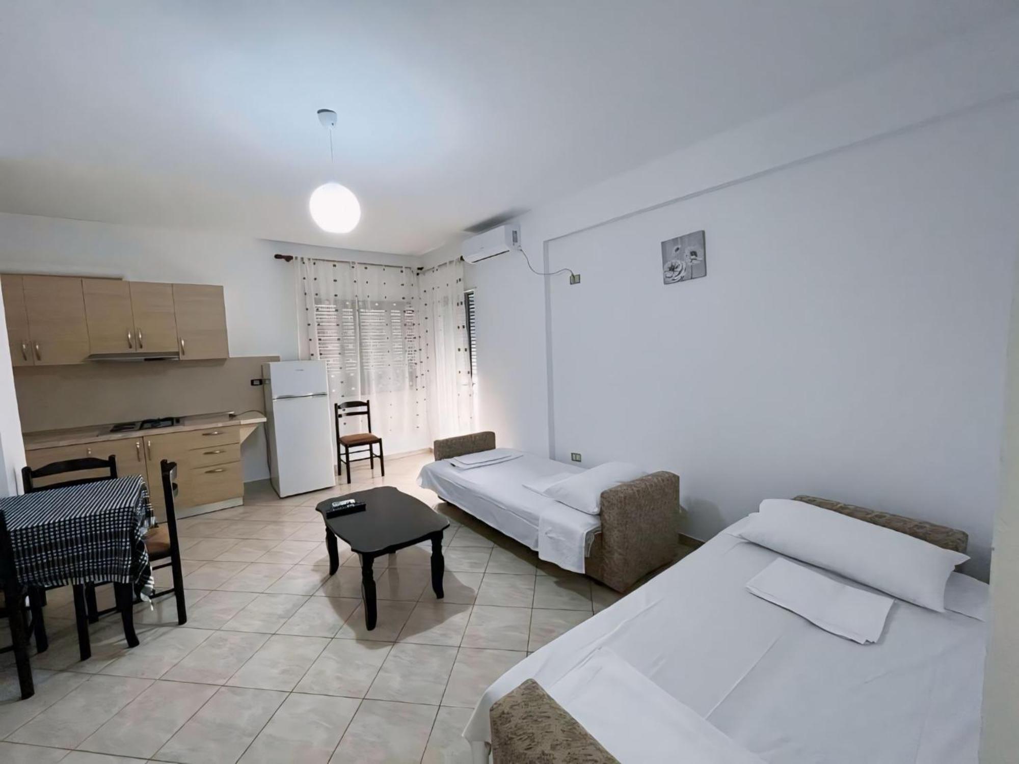 Gerald'S Central Apartments วญอเรอ ภายนอก รูปภาพ