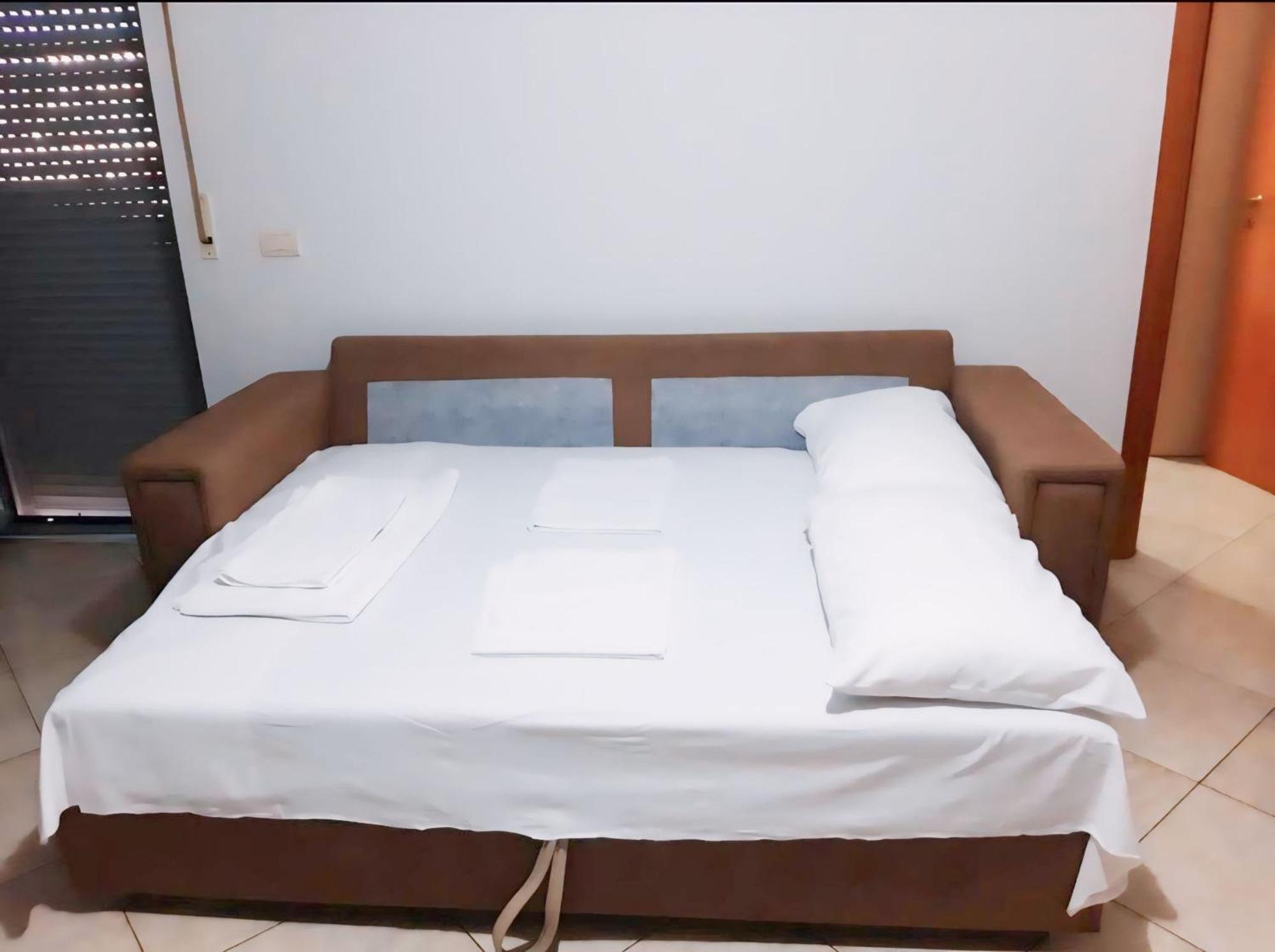 Gerald'S Central Apartments วญอเรอ ภายนอก รูปภาพ