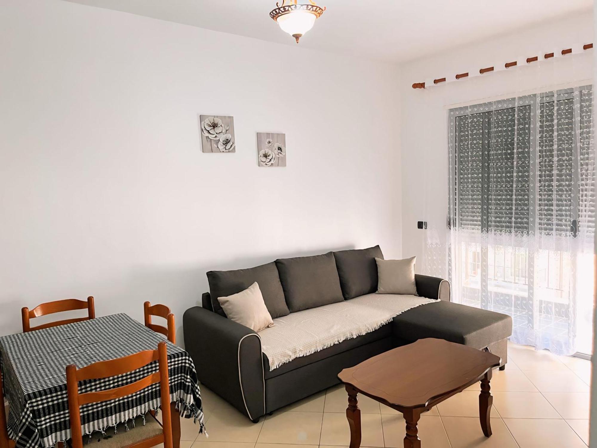 Gerald'S Central Apartments วญอเรอ ภายนอก รูปภาพ