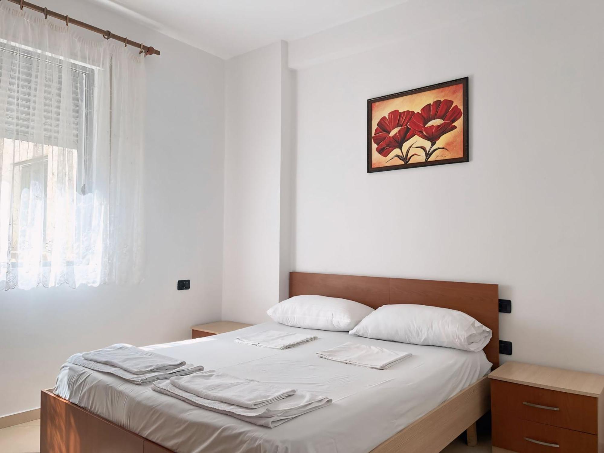 Gerald'S Central Apartments วญอเรอ ภายนอก รูปภาพ