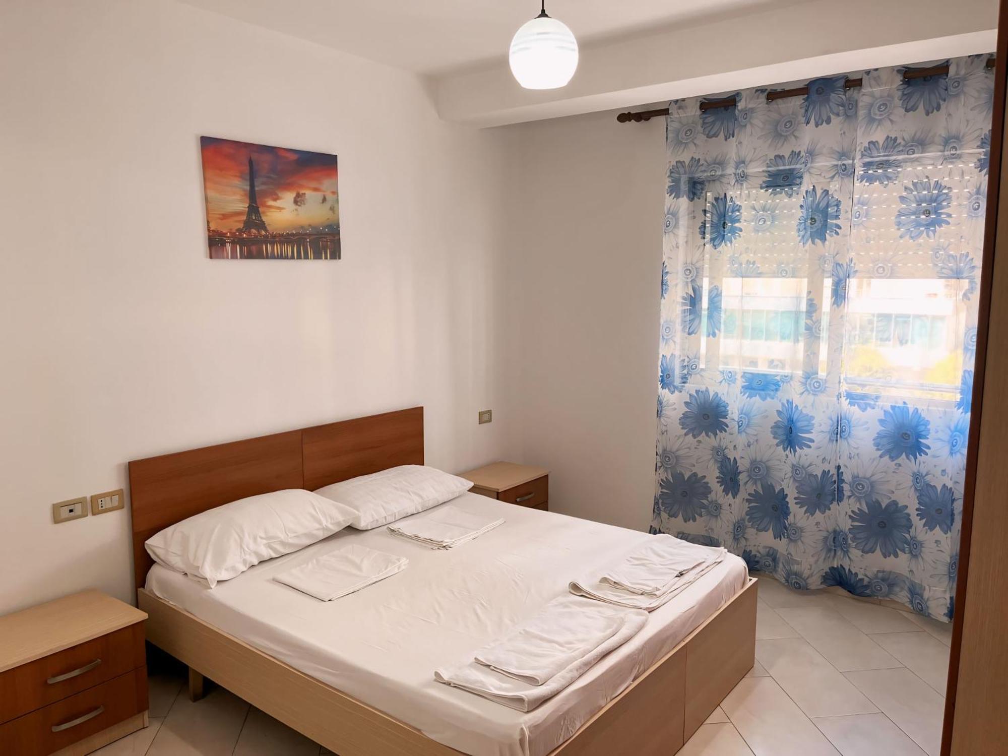 Gerald'S Central Apartments วญอเรอ ภายนอก รูปภาพ